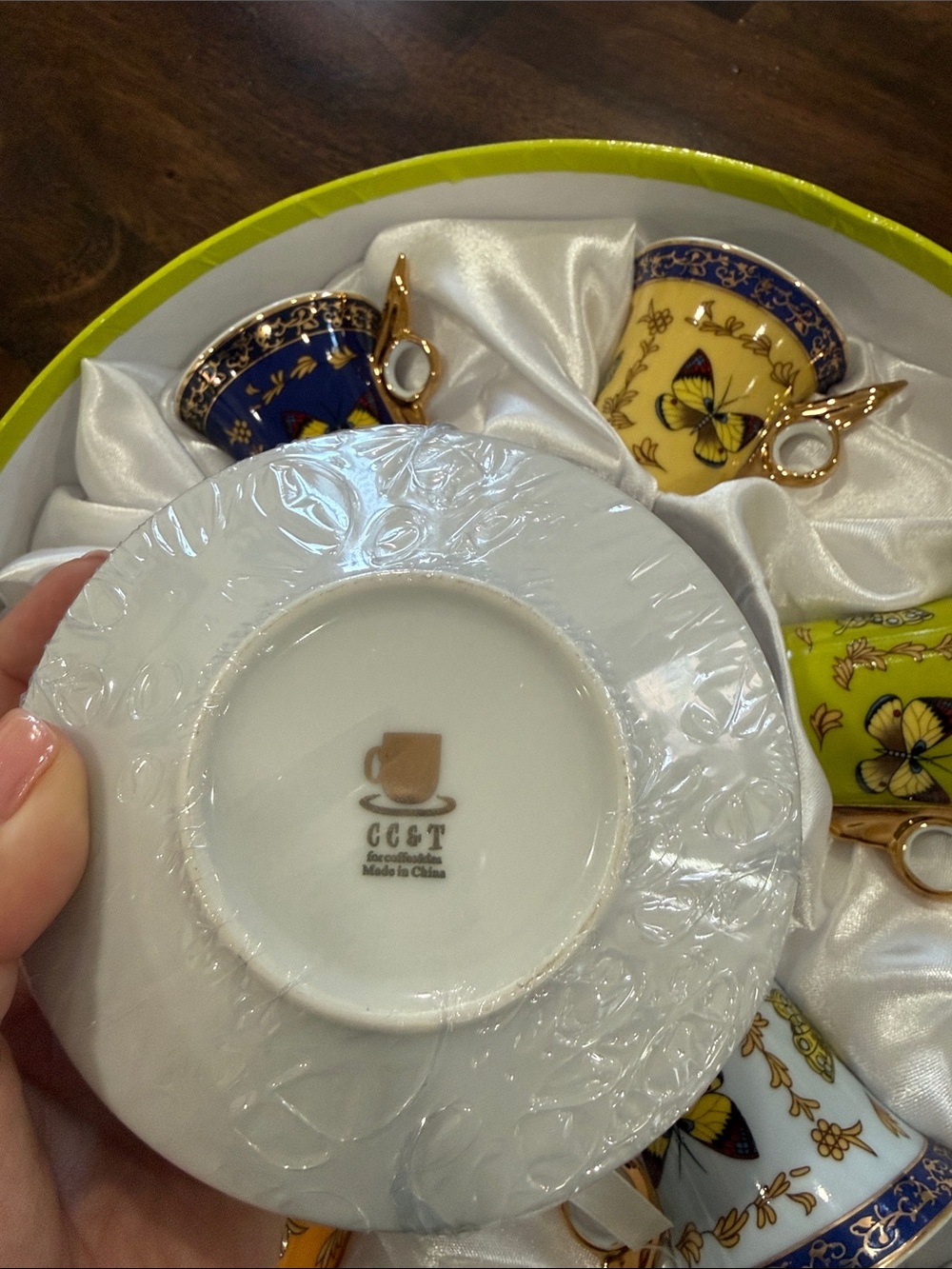 Classic Coffee & Tea Cup Set - Butterflies Pattern - Multicolor - Picture 4 of 12